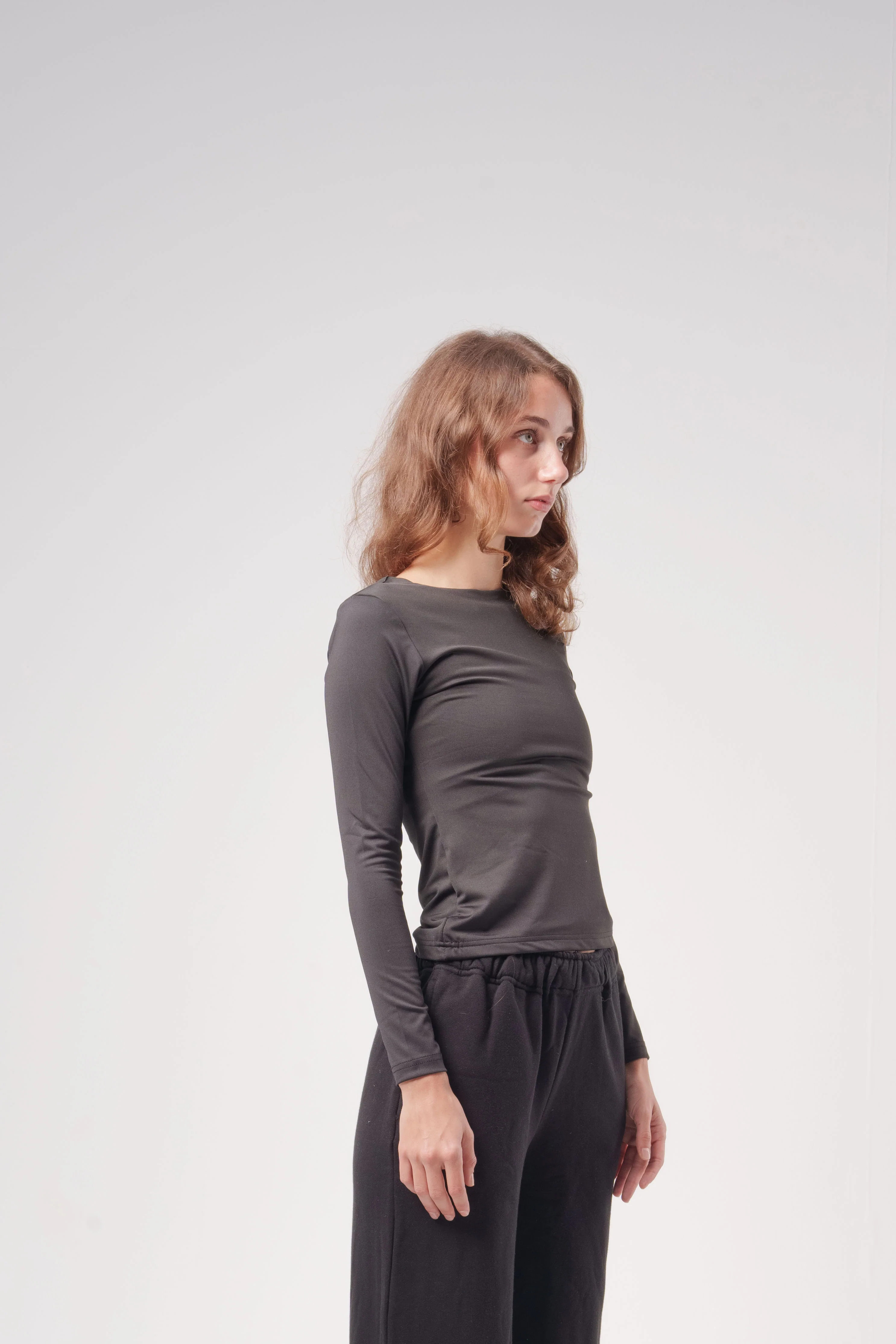 Long-Sleeve Crewneck Top - Image 3