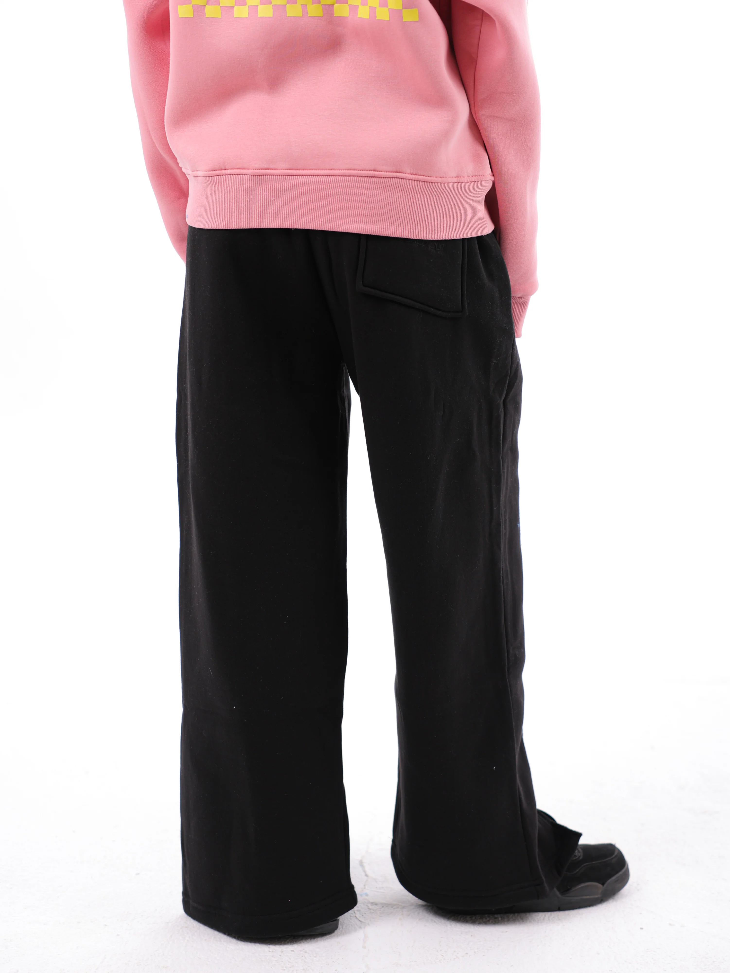 The Big Pants - Image 6