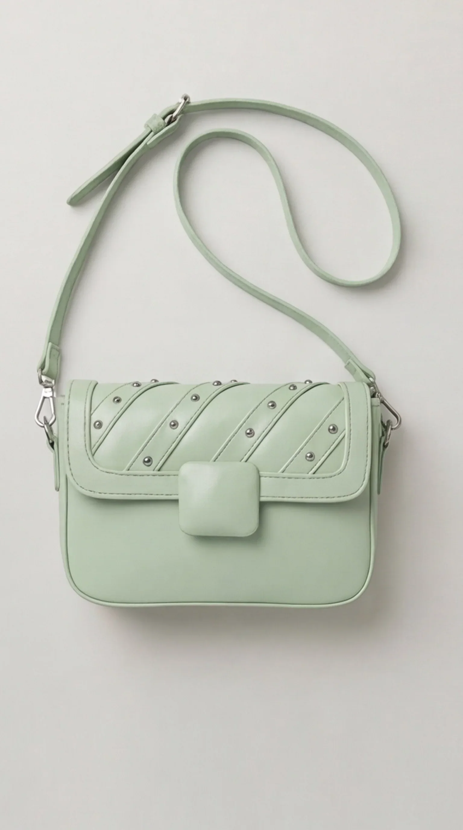 The Onyx Edge Crossbody - Image 4