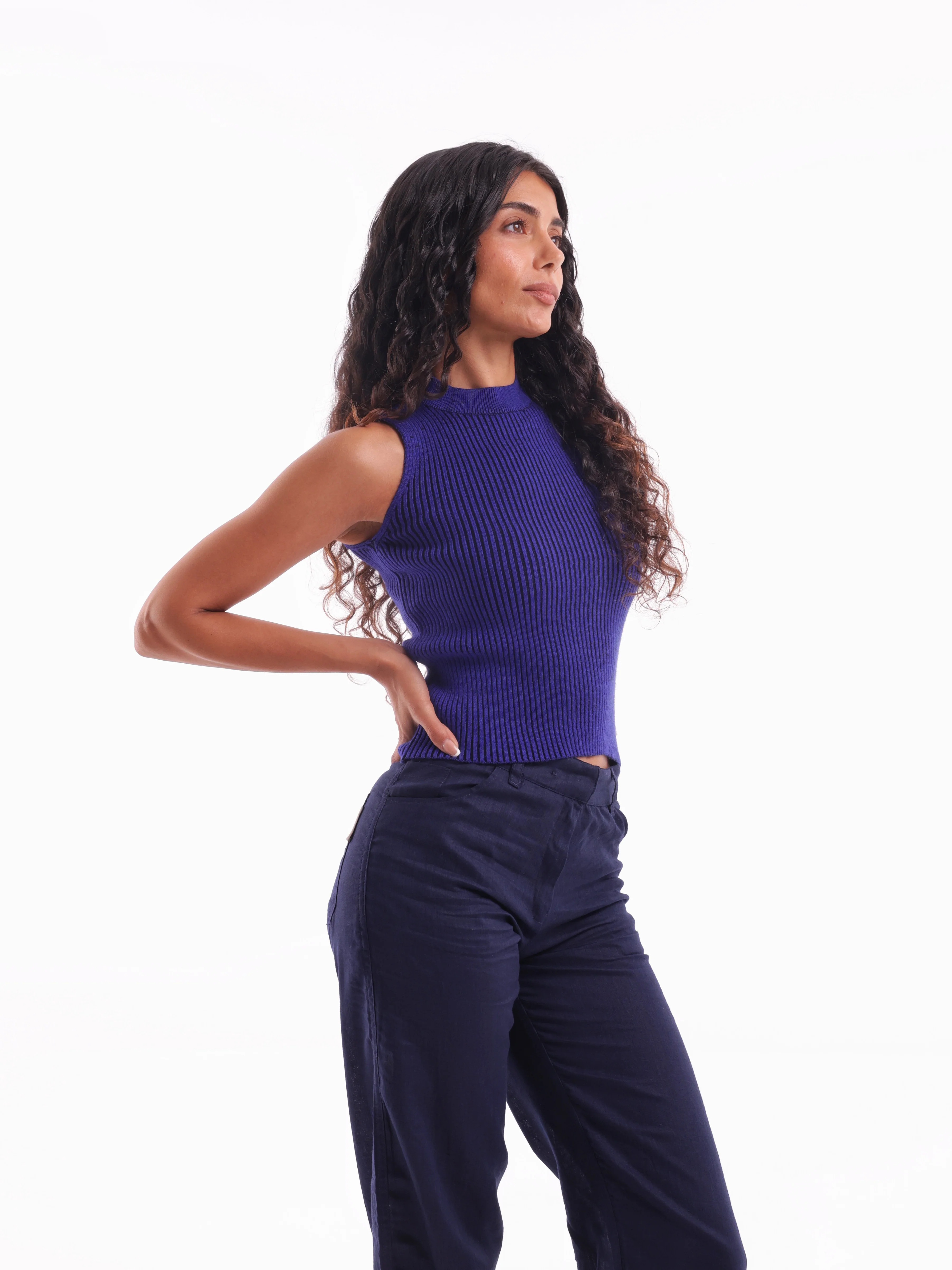 Two-Tone Knit Tank Top - Image 5
